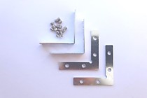 Комплект креплений для углового соединения магнитного шинопровода M20.